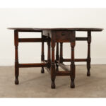 English 18th Century Oak Gateleg Oval Table