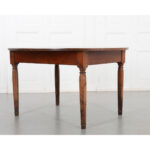 French 19th Century Oval Walnut Dining Table