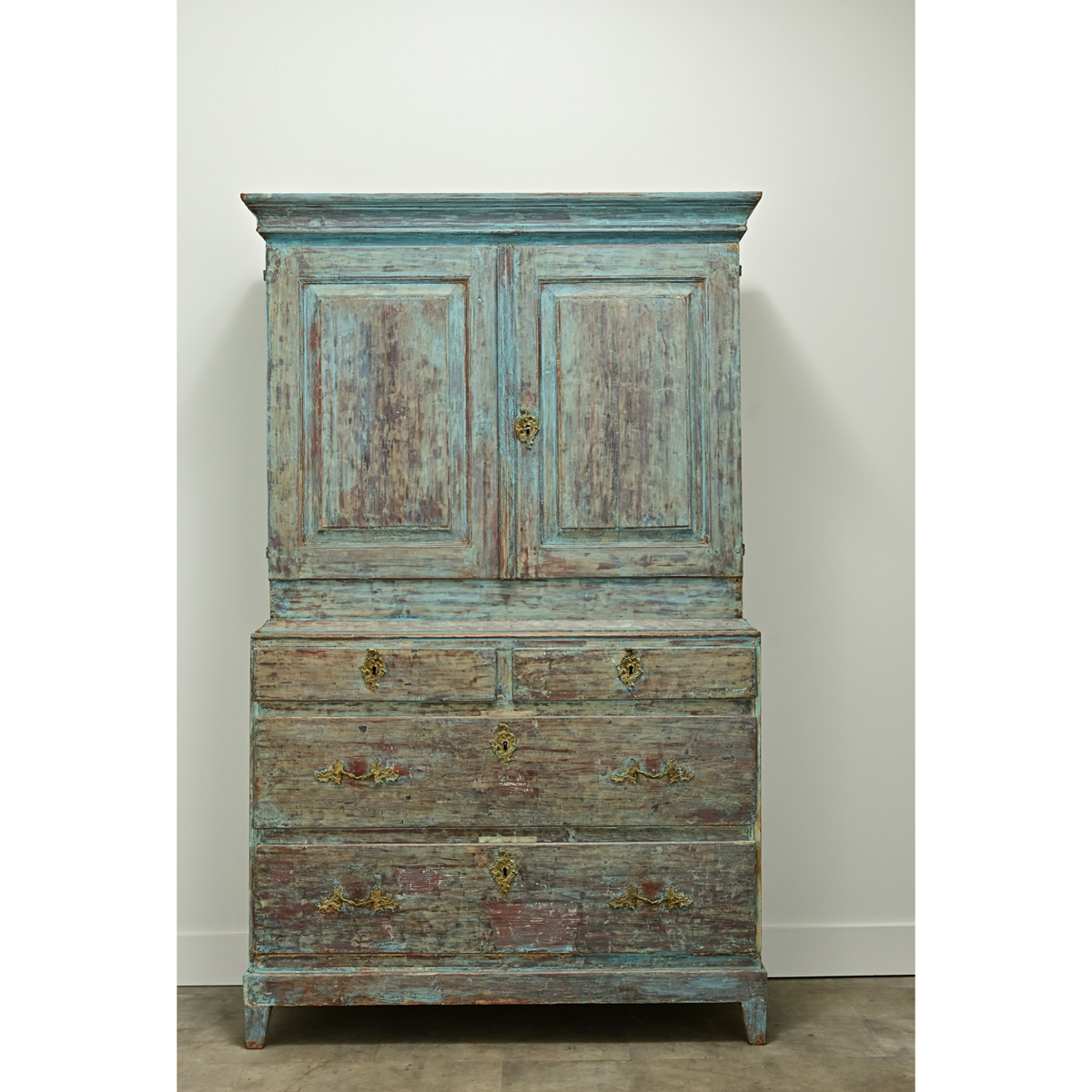Swedish Gustavian Painted Cabinet - Fireside Antiques, image size:1200x1200