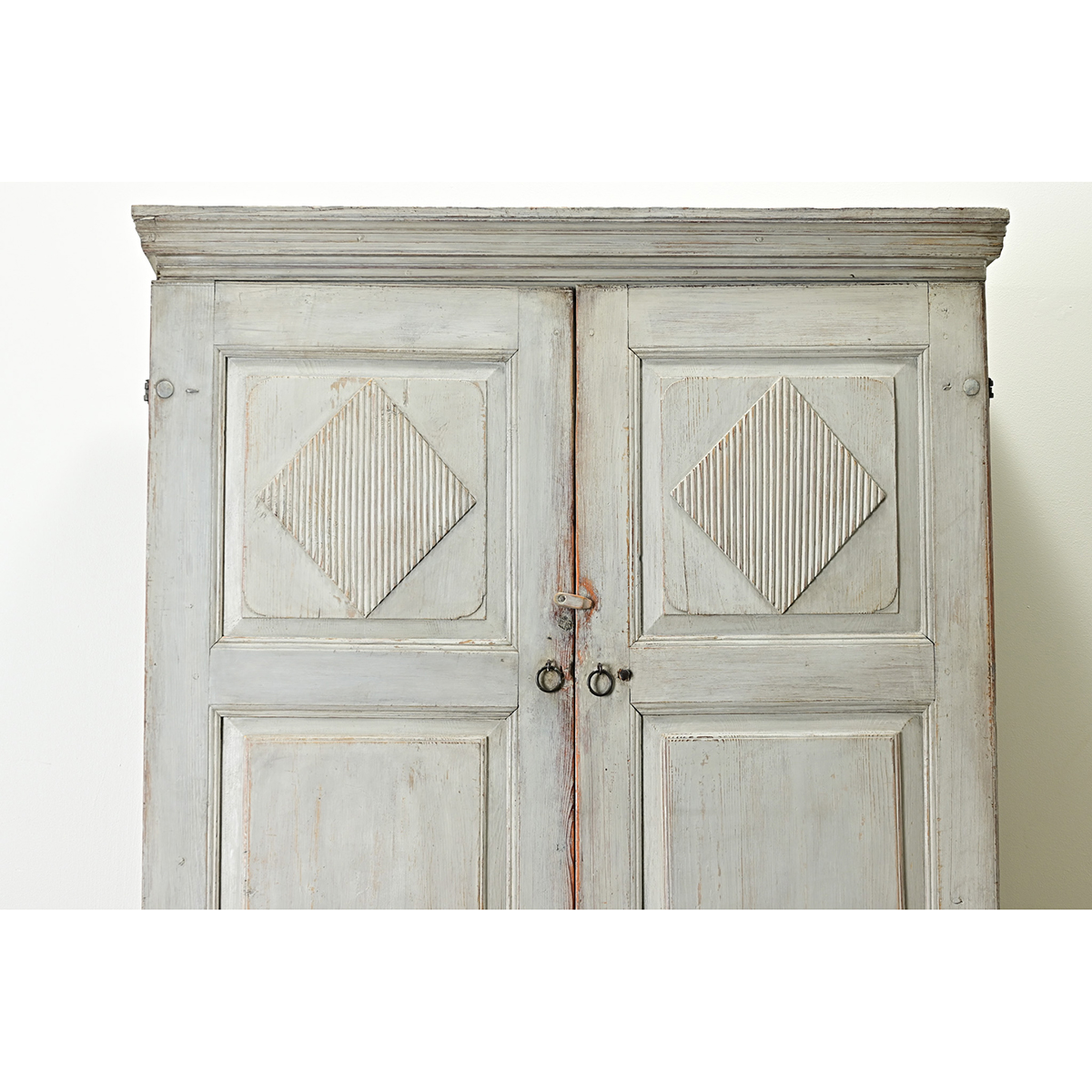 Swedish Gustavian Painted Cabinet - Fireside Antiques, image size:1200x1200