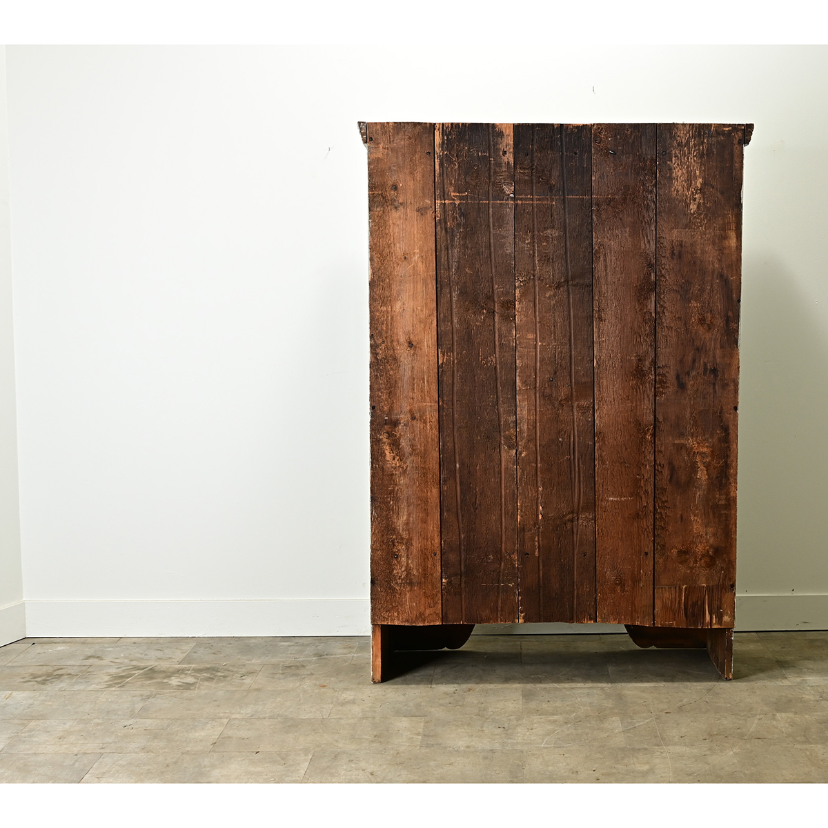 Swedish Gustavian Painted Cabinet - Fireside Antiques