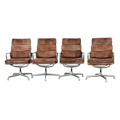 Set of 4 Eames Soft Pad Executive Chairs