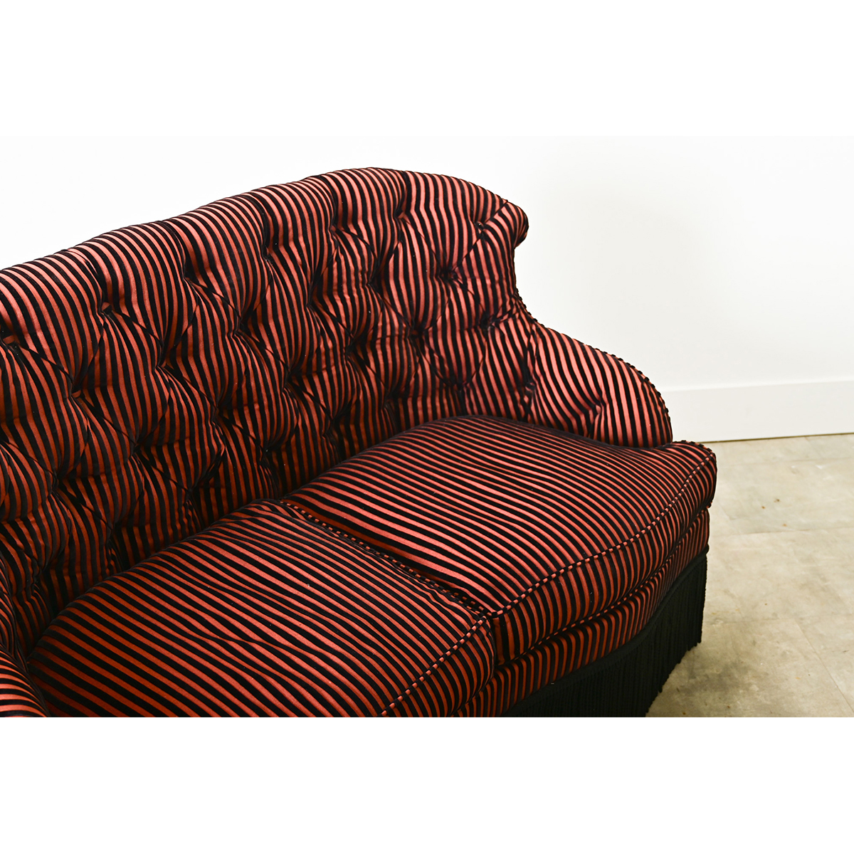 椅子 vintage sofa stripe 椅子 vintage sofa stripe Axis Living